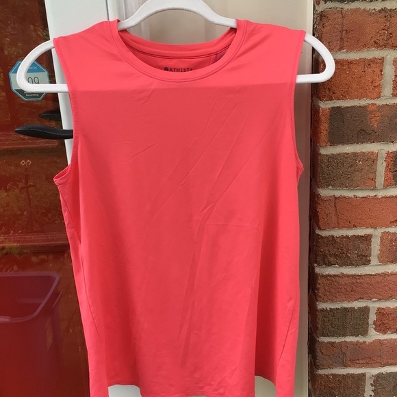 Athleta Tops - ATHLETA CORAL TANK SLEEVELESS TOP XS